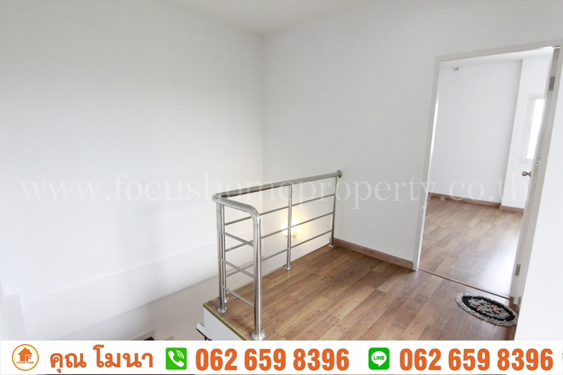 ขาย ไอ-เพลส รามอินทรา 23 ทาวน์โฮม 3 ชั้น หลังมุม  